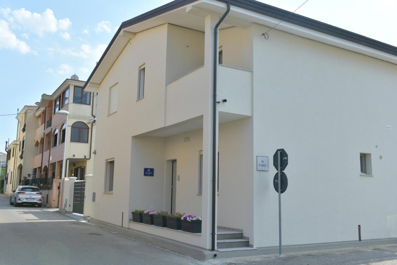 B&B Il Viaggiatore Tortolì Exterior foto